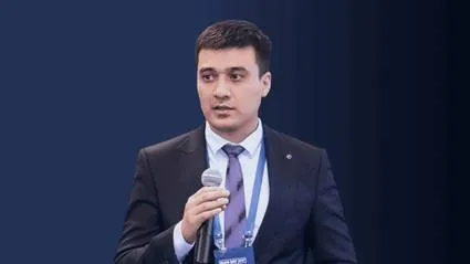 Рашид Ушурбакиев, Руководитель банковских технологий