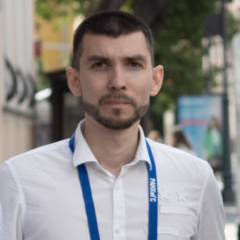 Денис Азаматов