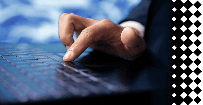 CRM для интернет-магазина: лучшие системы и функции для продаж 2026