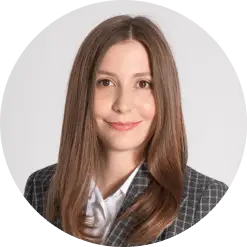 Александра Лощёнова