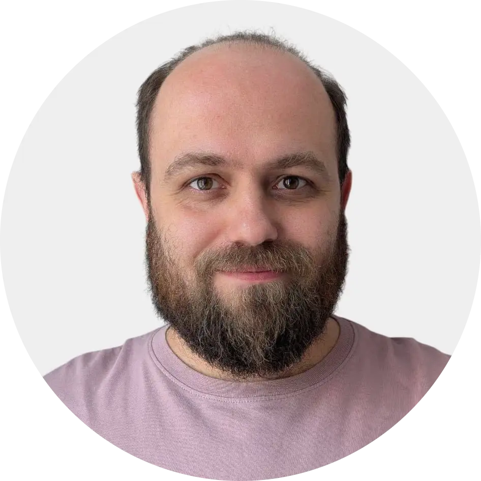 Олег Волков