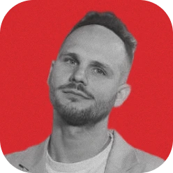 Илья Некорыстнов