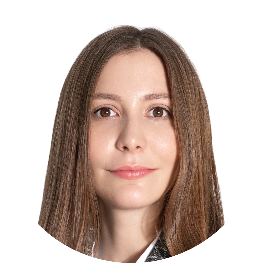 Александра Лощёнова