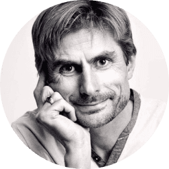 Михаил Рыбаков